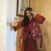 有一种人 你第一眼见到的时候你就会知道 是... 我什么也不懂就你懂行