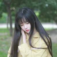 你是年少的欢喜。 我只是个陪你疯了一场