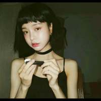 #网红头像#我也想问凭什么 但生活毕竟是... 世界变得空虚，背负了