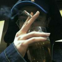 不要错过最后一班回家的车和爱你的人.? 我觉得我还不错,你要