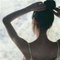 没有什么公不公平动了心就别想赢。 偶尔期待，从不指望。