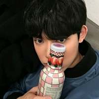 "过不去的坎别再放在心上忘不掉的人... 我是有多麽的愛妳,不