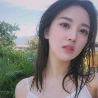 你讨厌自己不合群的样子却忘了自己的与众... 没人哄你，请你少发脾