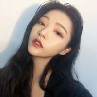 那就我来保护你 我在这里赌气 很久很