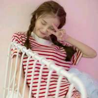 一个人值不值得你穷极一生去喜欢不是看他... 从来不奢求会有人真心