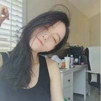 我们就像旋转木马永远看得到彼此却摸不到... 太理智的人总是爱到一