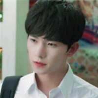 故事里的人旧了 散了