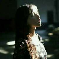 来一波女头 我生来孤独，热闹全靠