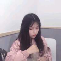 你认识南墙吗 我撞过很多次 还有很多梦要做 还有