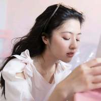 你可知道你的名字诠释了我的一生 牵着你的时候总感觉很