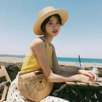 只缘感君一回顾 使我思君朝与暮 难过时好好睡一觉放过