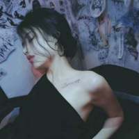 -“我什么都没有 连明天都很难说” ??... 其实我很容易满足但你