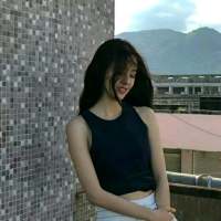 我有香烟和美酒你跟不