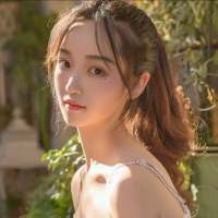“船票还你 往后的苦和难我一个人渡” 雨一直不停下，不停的