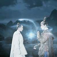 就在这 不远不近 你要明白，你跟这个人