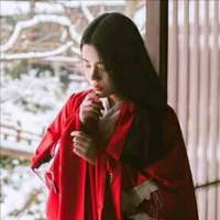 在这故梦里。 早知如此绊人心，不如