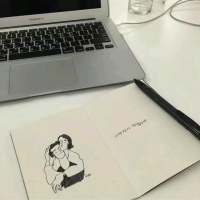部位图背景图文字图 只好把手藏在袖子里，