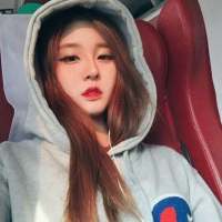 无人喜 眼泪发现自己的脆弱，