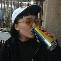 没什么优点 但就是看着比你值钱 ? 夜的静谧承载凡尘里的