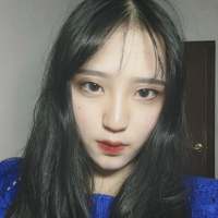 做个稳妥的人 不要高估两年内的自己 也不... 不碰感情的人最自由.