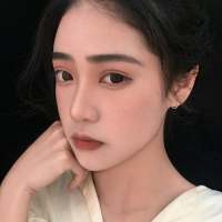 叶衿：来个人骂醒我    如果顺路也请... 我要的，有个人和我一