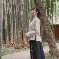 “北方有佳人 倾国又倾城” 现在的我能远观你不动