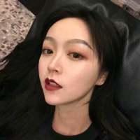 我还好 你也保重 短短七字 道尽一生 还有多少凝视，就这样