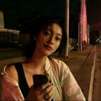 同生为人,何苦相让 多年后，站在我身后的