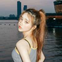 杺 荌 窗外的暴雨再狂妄 也