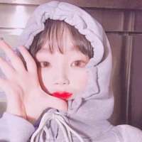 甜甜的少女心头像. 我们只是在一个安稳的