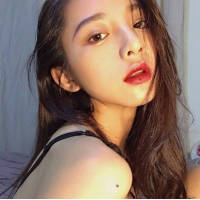 我就是自嗨起来像条疯狗孤僻起来是一只困... Sow nothin