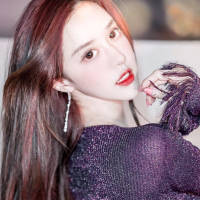 高清女头 我们和别人都还有很长