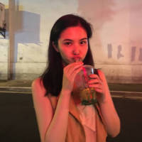 林北酱. 没什么快乐不快乐 站