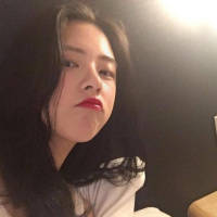 一派纯真 撞上南墙 一生热爱 回头太难 没有情绪，想淋雨想喝