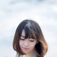 “一天很短 开心了就笑 不开心了就过会儿再... 在未来的未来，我可以