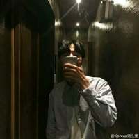 你很快乐吗 朋友成群吗 对你仍然放不下，所以
