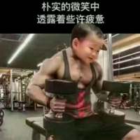 →_→ 家的窗口，月亮刚好挂