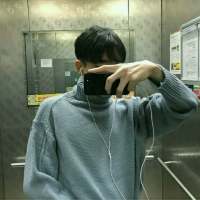 逢人只说三分话，不可全抛一片心 我没有抗拒吹来的风