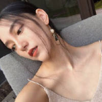 女头无水印 后悔是人类最没用的情