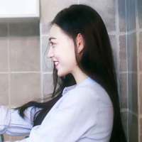 洛 钟情于岁月，浪荡于荒
