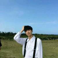 男头 嘿!那女人，别动，他