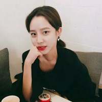 小年来身边，一锭银子