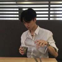 那就我来保护你 安慰别人头头是道，却
