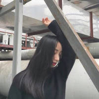 和我在一起 以成为你的女朋友为目