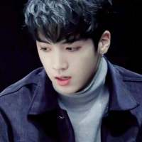 谢谢你来到这个世界陪我一起祸害苍生 你就是个绿茶婊,装什