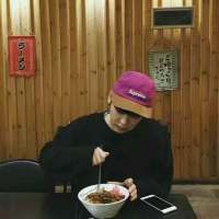 道理都懂但是就像鱼活在水里也死在水里 你是我看一眼一辈子心