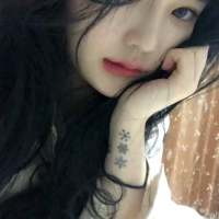 谁还记得第一个让自己喜欢到疯掉的人 如果让你在LOL和我