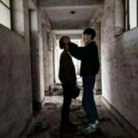 故事里的人旧了 散了