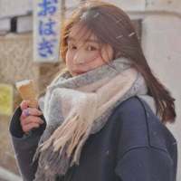 芳草碧连天 我的生活很悲伤，我在