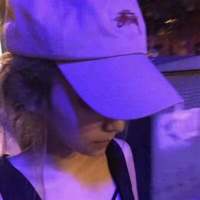 聪明的人嘴甜 讨厌的人会演而你什么都不... 有些姑娘脸上是满面春